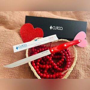 Cutco Petite Carver Red Serrated Edge Knife